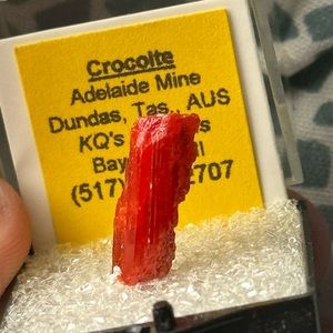 Large bright orange crocoite crystal